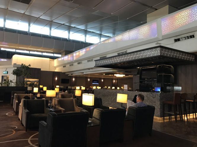 Delhi Airport Lounge Review – Plaza Premium (T3) Domestic – CardExpert