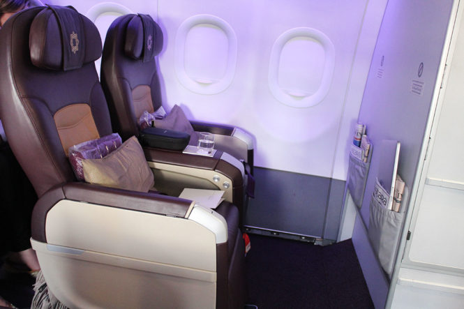 Vistara Business Class Review – Delhi to Bangalore (DEL-BLR) – CardExpert