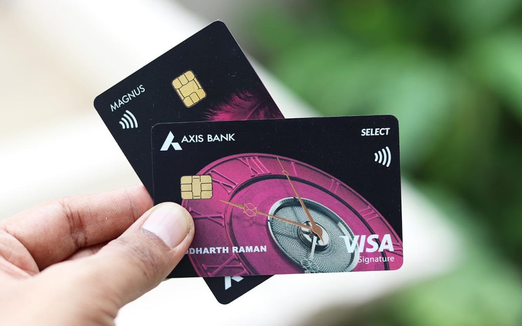 Get Axis Bank Vistara & other Axis Premium Credit Cards as First Year