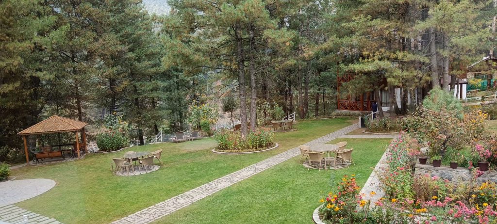 ITC WelcomHotel Pine n Peak Pahalgam outdoors 1